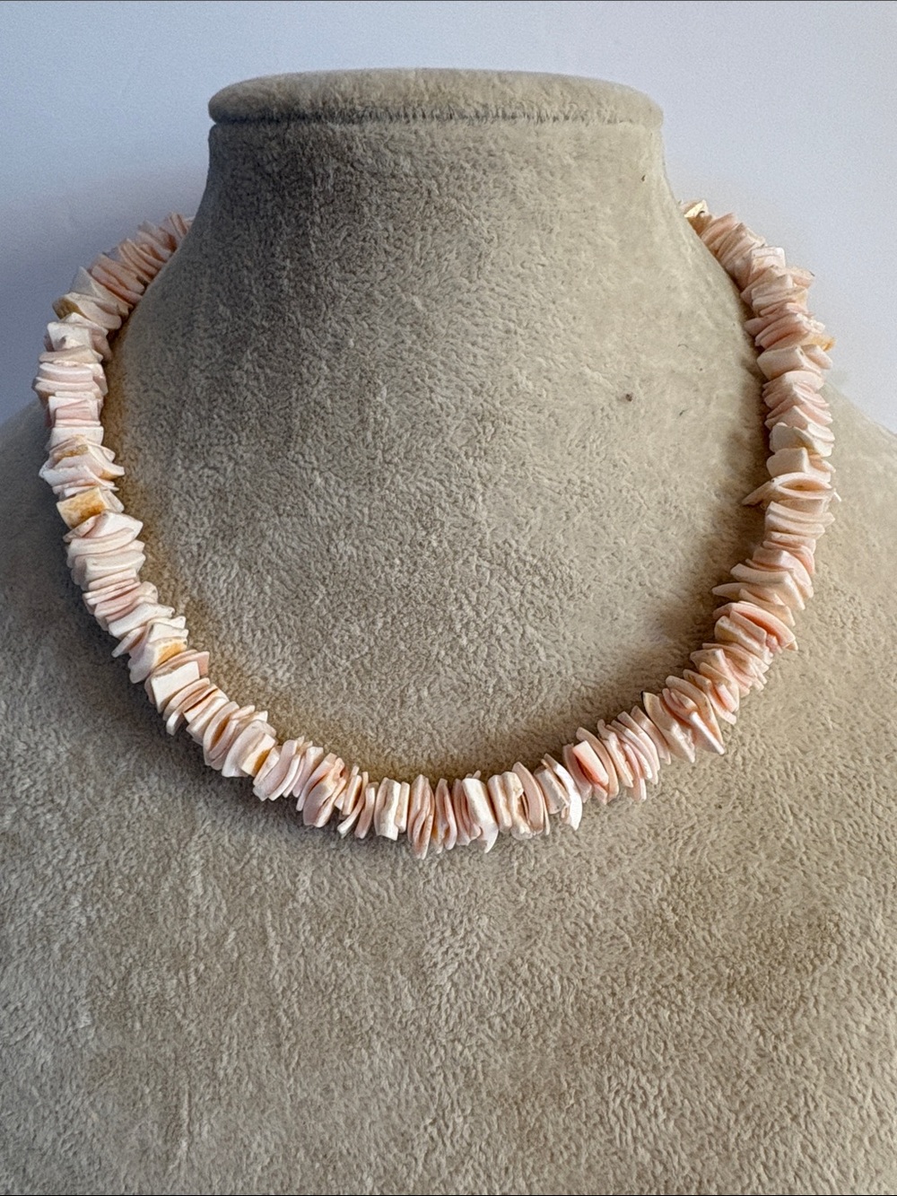 Vintage Pink Shell Chip Necklace Coastal Beach Boho Jewelry 14”